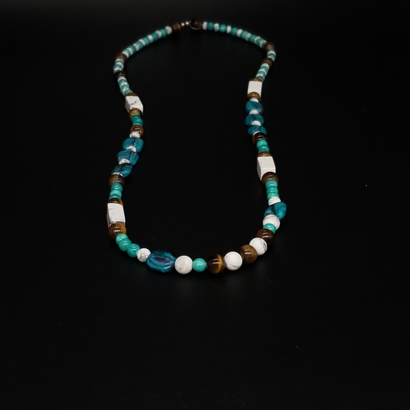 Boho Beach Style Beaded Necklace - Picture 6 of 9